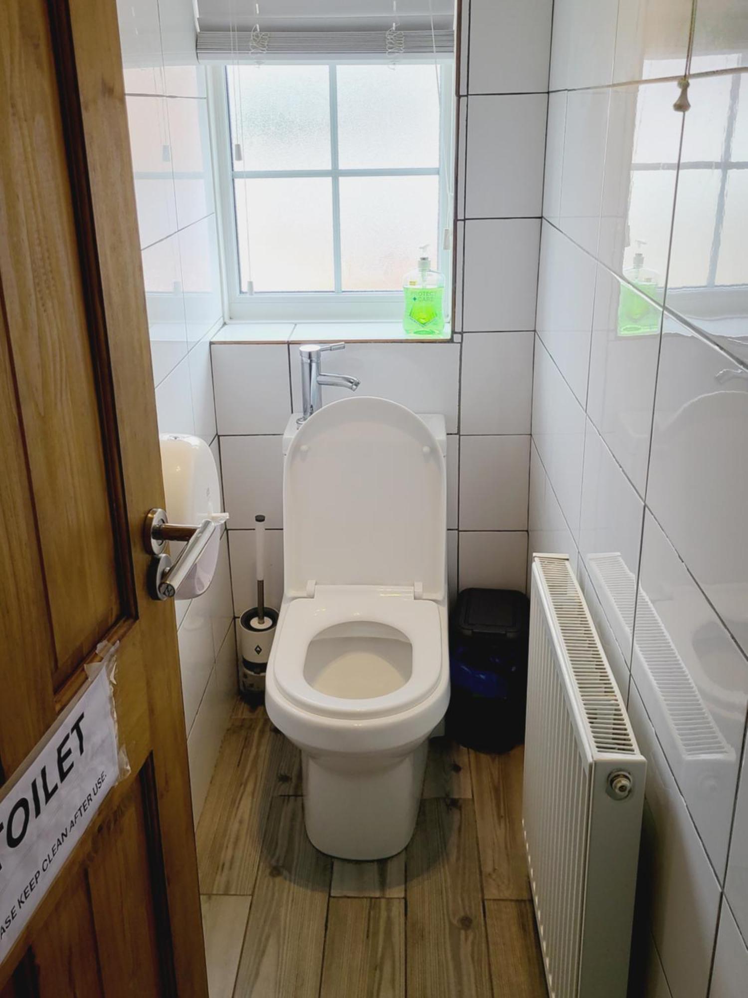 Gatwick Rooms-Travel Service-Airport Parking Ifield Eksteriør bilde